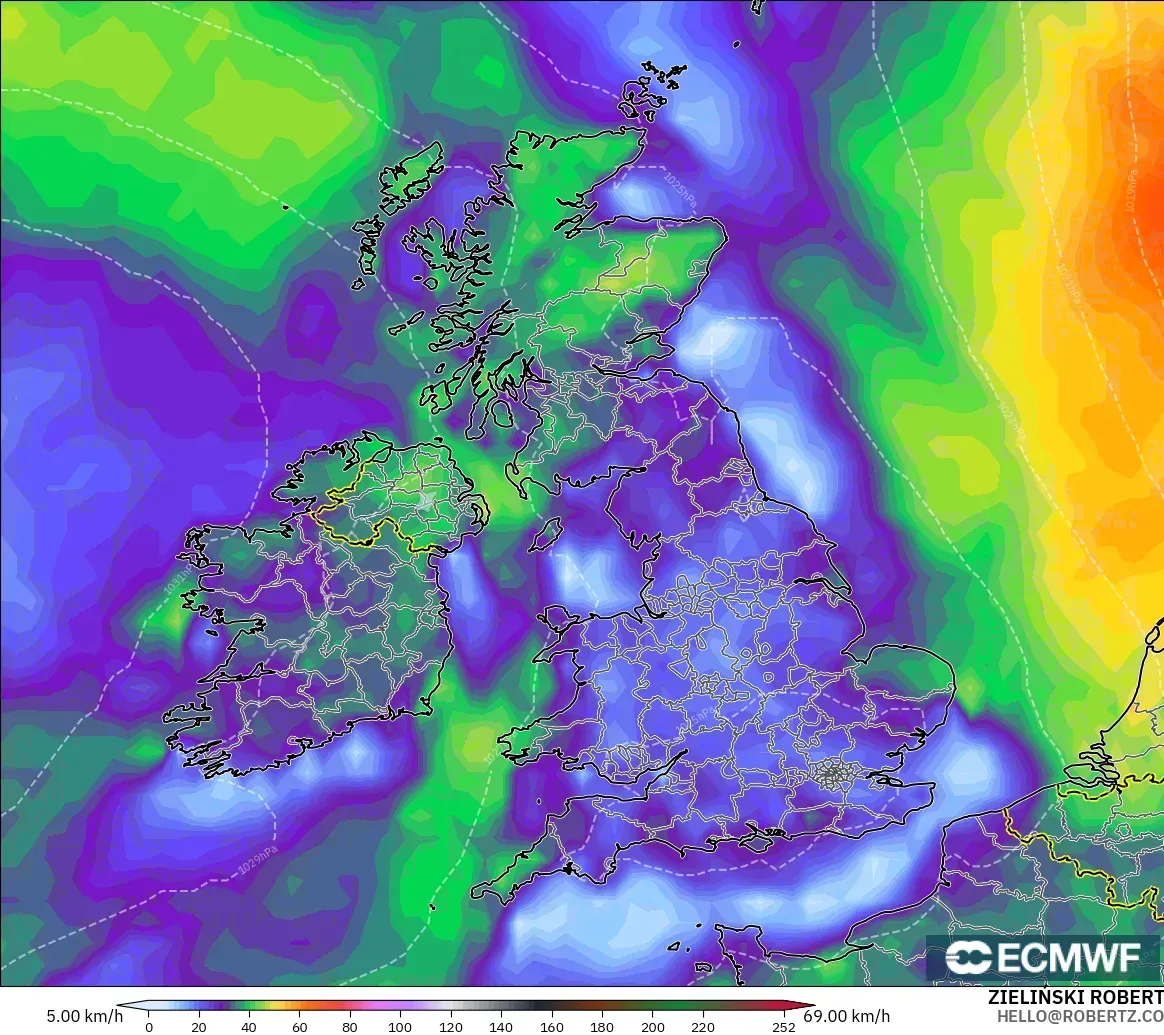 ECMWF IFS 0.25° modelo - Reino Unido, Ráfagas de Viento Máximas