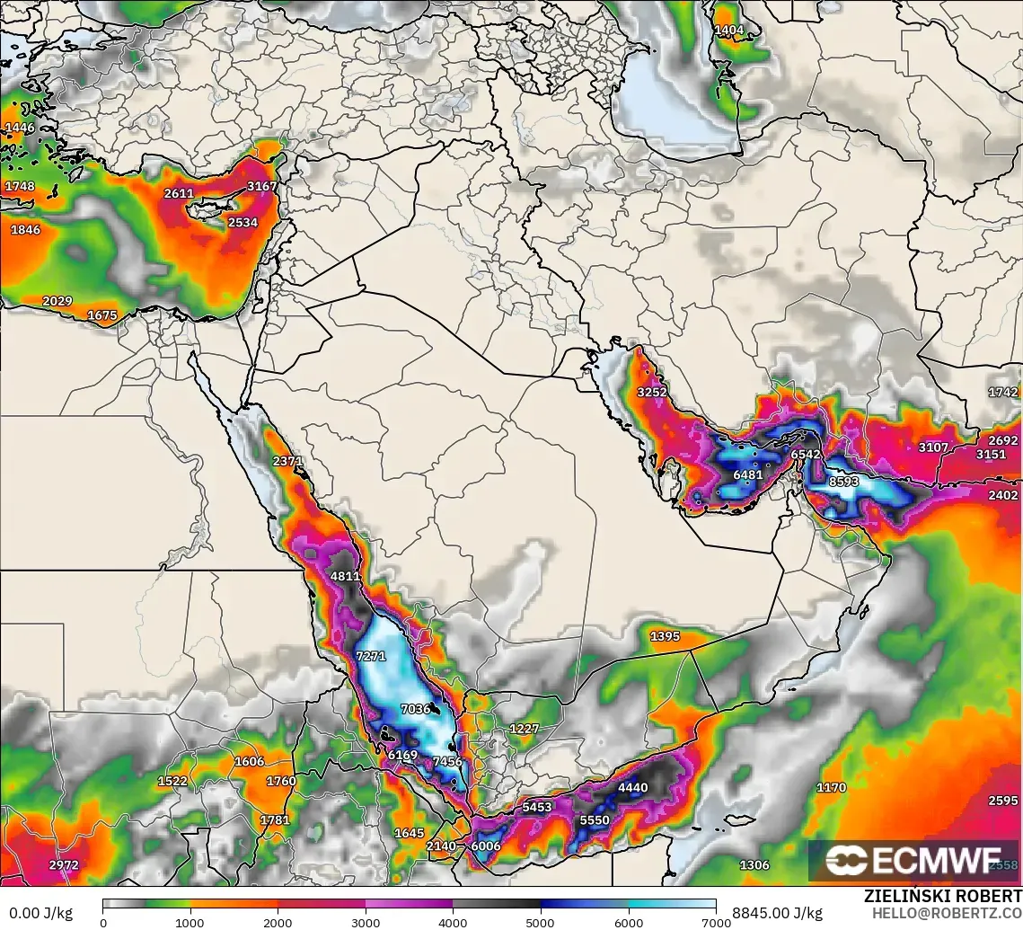 ECMWF IFS 0.25° modelo - Oriente Medio, CAPE