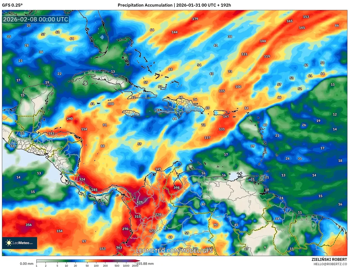 Precipitation Accumulation at 18:00 CST on February 7, 2026