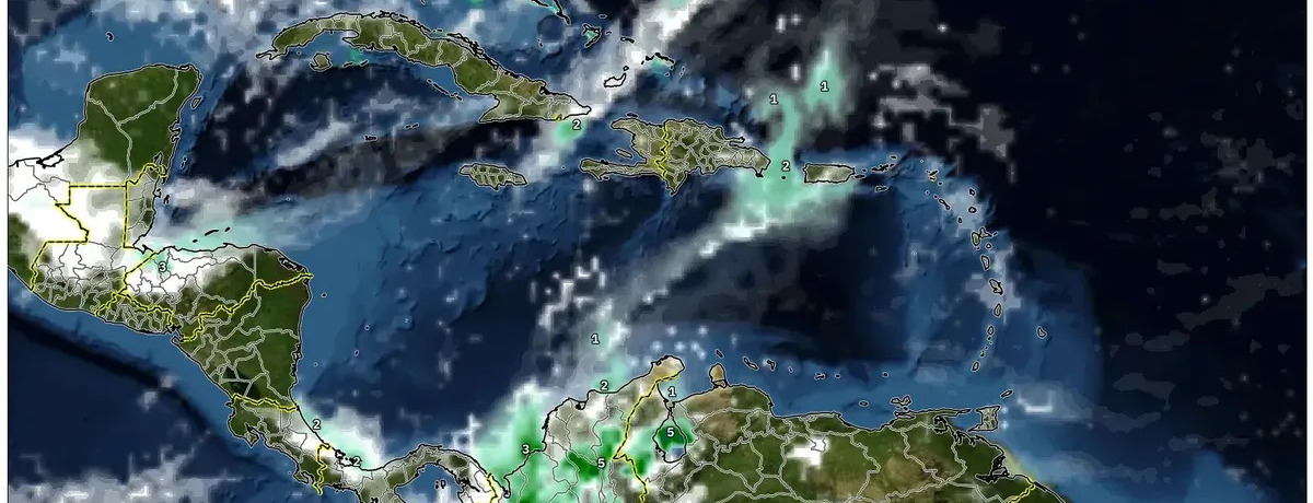 1 de febrero de 2026 Cielos Empapados: Fuertes Lluvias Inundan el Valle Central, Temperaturas Suaves Alcanzan los 22°C